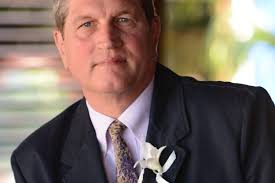 Neil Stamm's Instagram, Twitter & Facebook