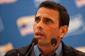 Patricio Walker (DC): "Con mucho gusto y a mucha honra vamos a recibir" a  Capriles