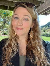 Amber Cassel's Instagram, Twitter & Facebook