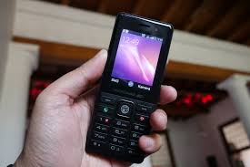 We all are very well aware about whatsapp, it is a social media app that owned by facebook. Hands On Mencoba Smartfren Andromax Prime Ponsel 4g Murah 300 Ribuan Yang Bisa Whatsapp Dan Youtube Yangcanggih Com