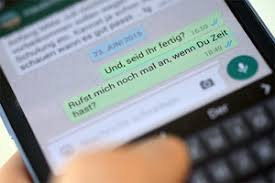11 bis 12 jahren sicher bedienen. Kinder Und Whatsapp Alter Und Gefahren Internet Abc