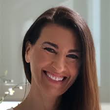 Julia Dominguez's Instagram, Twitter & Facebook