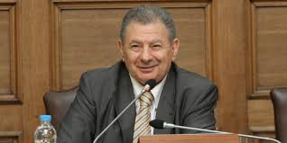 Η σορός του πρώην υπουργού, βρέθηκε ένα ναυτικό μίλι μακριά από το σημείο που είχε εντοπιστεί το σκάφος του ανοιχτά της ερέτριας. Ztm2phviacmjvm