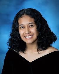 Ofelia Macias's Instagram, Twitter & Facebook