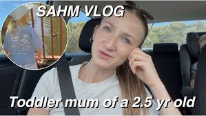 First Vlog! A Realistic Day in the Life