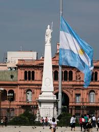 Brasileiro rico na Argentina? Compare preços entre os países