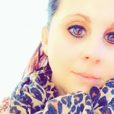 Alicia Bott's Instagram, Twitter & Facebook