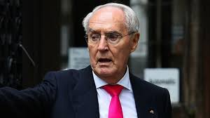 Frederick Barclay faces possible prison term over divorce breach