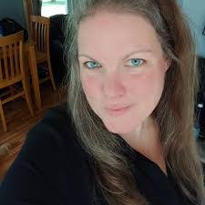 Erin Kulp's Instagram, Twitter & Facebook