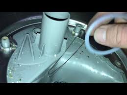 Siemens Bosch Fehler Error E15 Geschirrspuler Spulmaschine Pumpt Nur Noch Ab Aquastop Dishwasher Youtube Spulmaschine Haushalts Tipps Reparatur