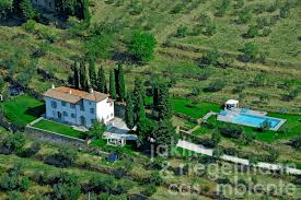Haus kaufen in italien vom makler und von privat! Villa Kaufen Verkaufen In Italien Toskana Florenz Noble Toskanische Villa Zu Verkaufen Mit Pool Und Olivenhain In Panoramalage Nahe Florenz