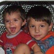 Lisa Giampietro's Instagram, Twitter & Facebook