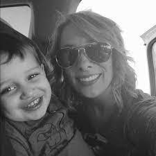 Marianne Salisbury's Instagram, Twitter & Facebook