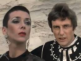 Scarlett Parker (@BringMeMyFix)