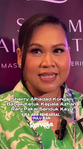 Wah, menjadi betul lakonan jahat #sherryalhadad ni eh. Sampai ketuk kepala  #azhanrani guna senduk kayu tu pun dengar jelas bunyinyaaa 😂 Apabila dua  pelakon hebat bergabung, memang powerrr! 🫶 ...