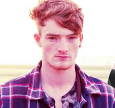 English Singer Kris Leonard Biography, News, Photos, Videos