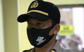 Bagi umat kristiani memang merayakan hari raya ini begitu spesial setelah itu sobat bisa mempersiapkan bagian kata pengantar dan daftar isi. Ibadah Natal Ratusan Personel Tni Polri Jaga 3 Lokasi Di Aceh Barat Bagian 1