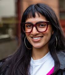 The newest addition to the Ferguson family, Merlot ♥️ Our Ferguson frame  has become a contemporary classic in the IOLLA collection, made for those  who want a bold look with everyday versatility.