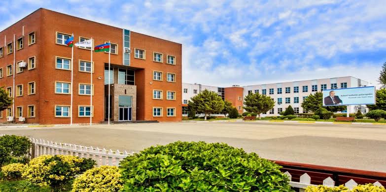 Бакинский Инженерный Университет