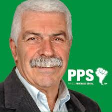 Alfredo Curi's Instagram, Twitter & Facebook