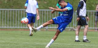 But schalke's moroccan midfielder is now back to his best. Amine Harit Muss Die Zweite Trainingseinheit Des Tages Abbrechen