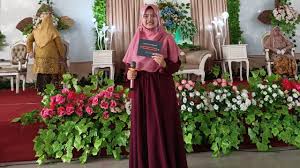 .contoh mukadimah bahasa arab yang sering digunakan pada pembukaan oleh mc di berbagai contoh mukadimah mulai dari yang paling singkat dan yang agak panjang. Contoh Panduan Teks Mc Pernikahan Terlengkap Mudah Di Fahami
