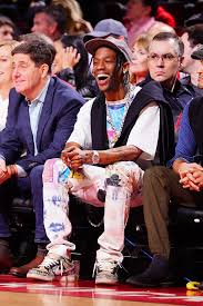 Bts will follow on the heels of. Travis Scott X Mcdonalds Der Rapper Entwirft Jetzt Burger Gq Germany