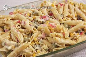 Adaugati si vinegreta si amestecati. Salate De Paste Diva In Bucatarie