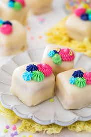 Easy petit fours masala herb. Petit Fours Sugar Spun Run