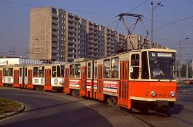 Modern flues — allee der kosmonauten. Berlin 219 181 219 182 Allee Der Kosmonauten Rhinstrasse 10 10 1991 Bahnbilder De