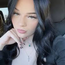 Kaitlyn Kramer (@kaitlynbreee)