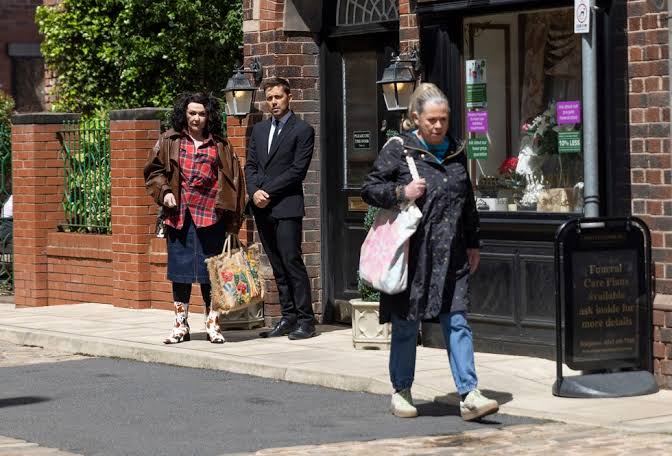 Coronation Street lines up devastating secret for Bernie in death plot