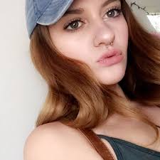 Stream Amber Dodds music