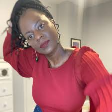 I had a real live photoshoot yesterday in my daughters room😂😂. I was  trying out her ring light 🤫⁣ .⁣ .⁣ .⁣ .⁣ .⁣ #goodvibes #styleblogger  #beautiful #photooftheday #naturalhair #melaninbloggers #lookoftheday  #lifestylebloggers #