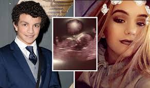 Coronation Street: Simon actor Alex Bain, 16, expecting first child with  girlfriend, 16
