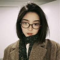 Lilian Schulz's Instagram, Twitter & Facebook