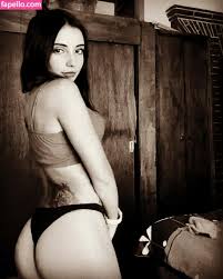 Aleeykira  aleeydea1 Nude Leaked OnlyFans Photo 5 - Fapello