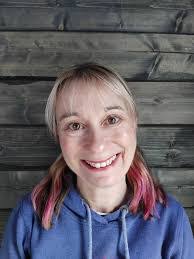 Sadie Hobbs's Instagram, Twitter & Facebook