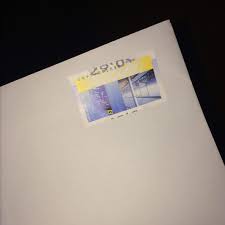 Wo wird die briefmarke aufgeklebt? Ist Die Briefmarke Richtig Aufgeklebt Post Briefmarken