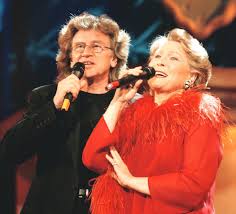 Her career started in 1950 and continues to this day. Irena Santor I Zbigniew Wodecki Music Videos Stats And Photos Last Fm