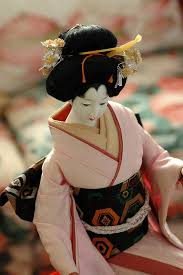 Japanese geisha dolls we carry a magnificent line of ceramic japanese geisha dolls. Antique Geisha Doll Geisha Doll Japanese Dolls Geisha