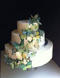 Wedding Cake Topper The Original Edible Butterflies Assorted Etsy Butterfly Cakes Edible Butterfly Cake Decorating