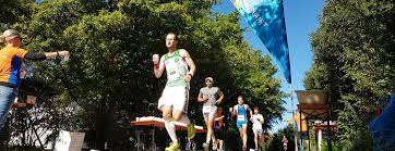 Eine starke bank für eine starke region. Vr Bank Lauf Rund Um Die Veste Coburg Vestelauf Der Lauf In Courg