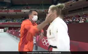 Sugata, a young man, struggles to learn the nuance and meaning of judo, and in doing so comes to learn something of the meaning of life. Bxat1buiiyqfrm