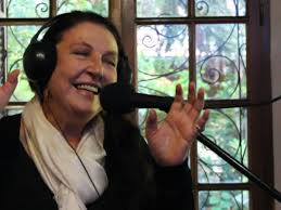 Una artista que honra al país