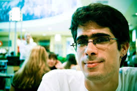 8 Reasons Regular Guys Should Learn To Cook