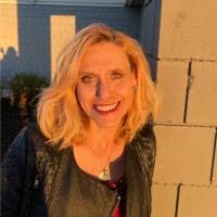 30+ "Julia Lack" profiles