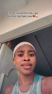 Sarah Currence's Instagram, Twitter & Facebook