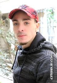 Großer Schwanz aus Algerien - 1 gay Porno Video auf Citebeur