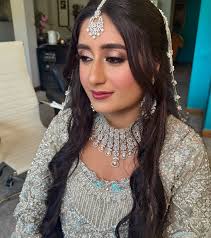 ANNIE SHAH HAIR & MAKEUP ARTIST (@annieshahmakeup) • Instagram photos and  videos